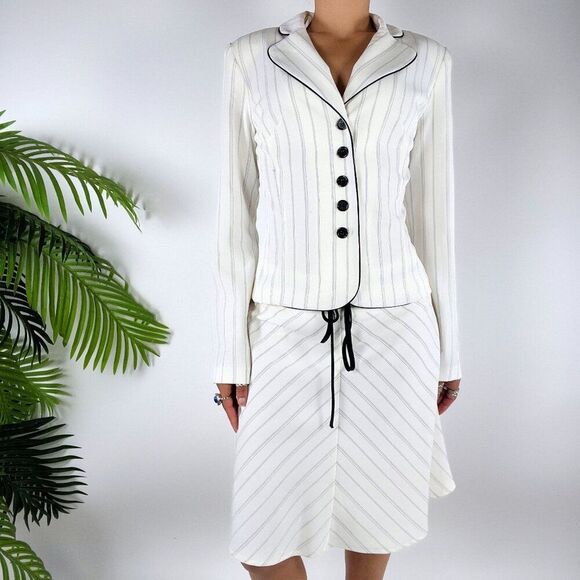 Vintage Y2K Office Siren White Striped Preppy Grunge Blazer & Skirt Suit / 3/4 - Picture 6 of 9